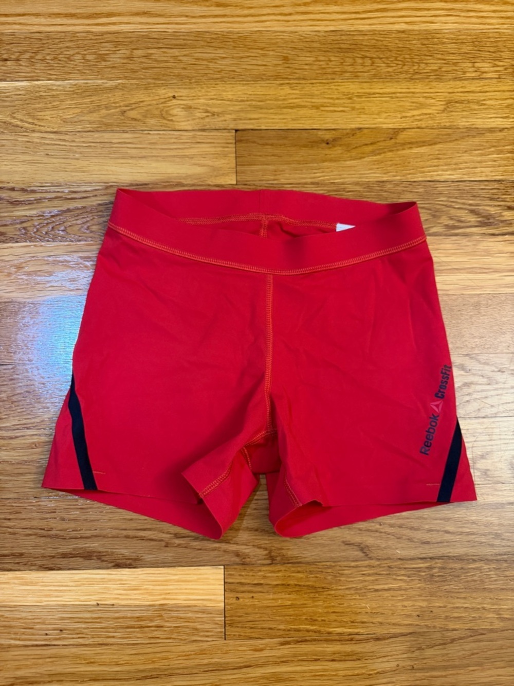 Reebok 3" Inseam Training Shorts in Dynamic Red with Black - Size Small NWOT